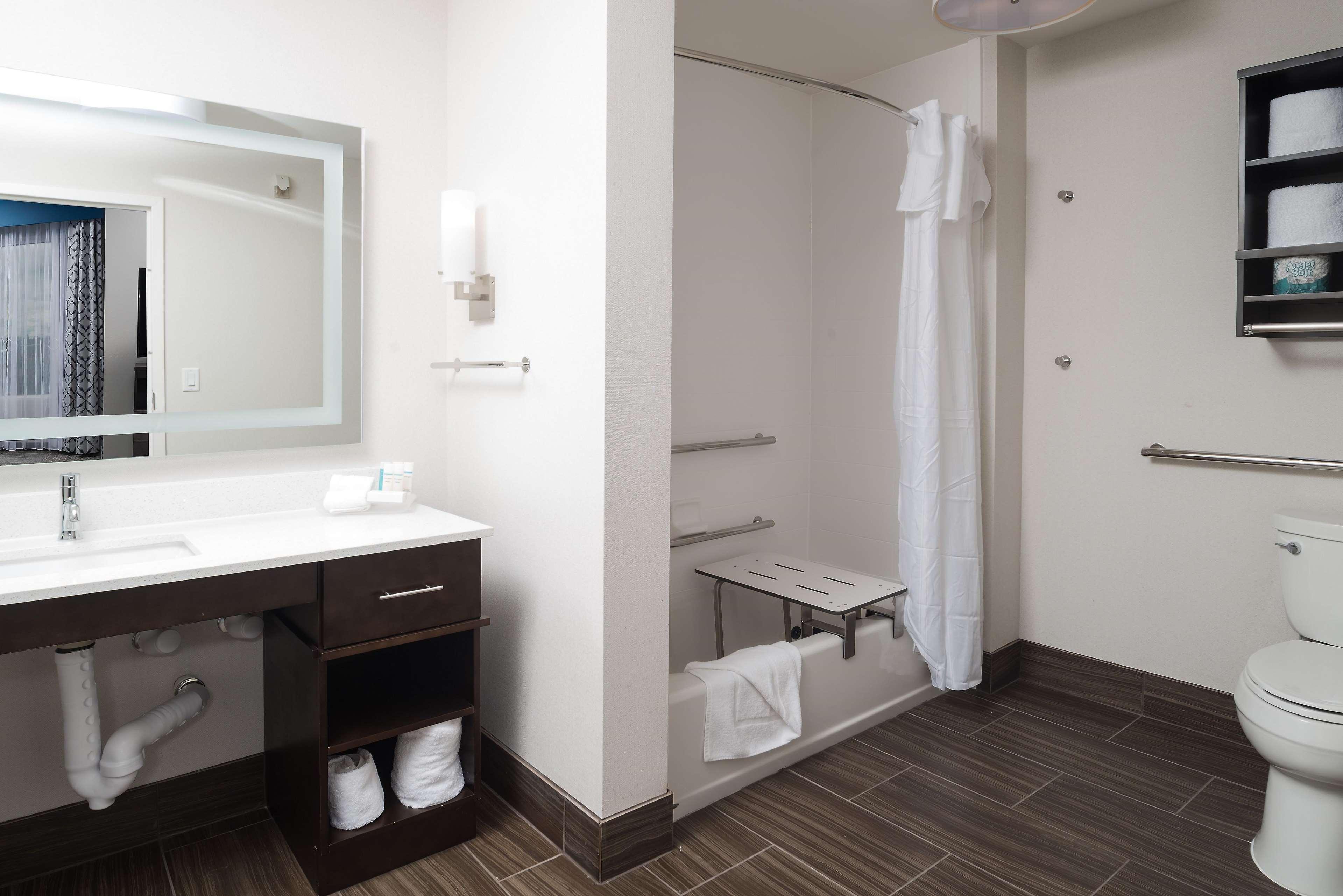 Hotel Homewood By Hilton Tulsa 3*